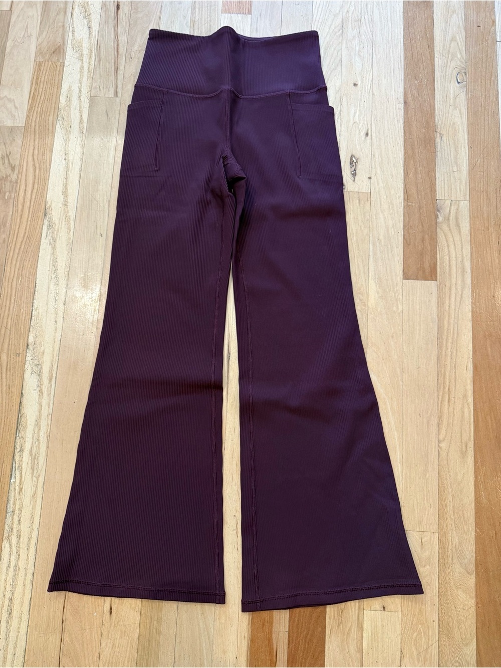 Athleta Salutation Stash Rib Flares, size petite medium